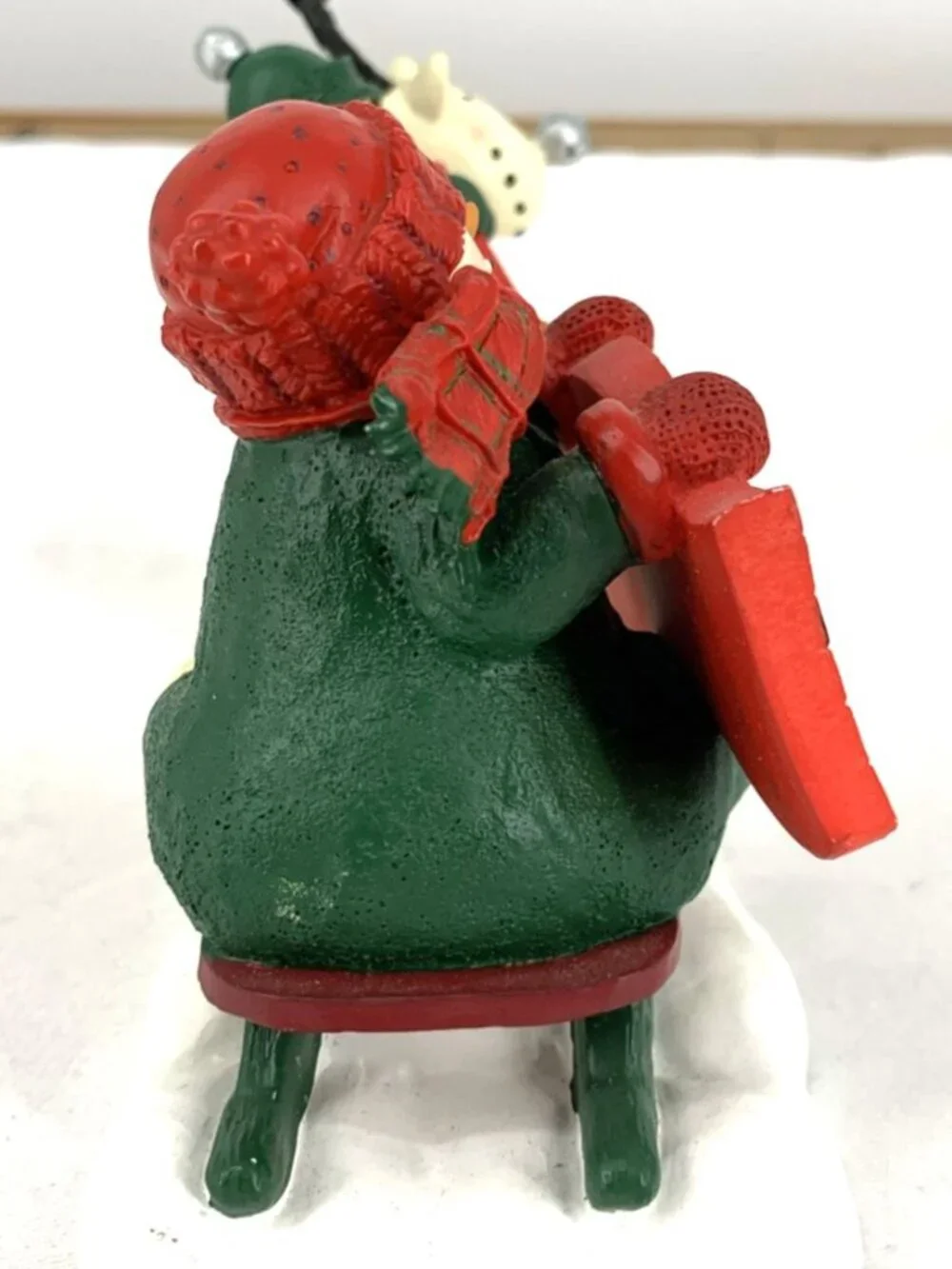 Hallmark Snowman Dad Is Helping Jr Snowman With A Holiday Greetings 7